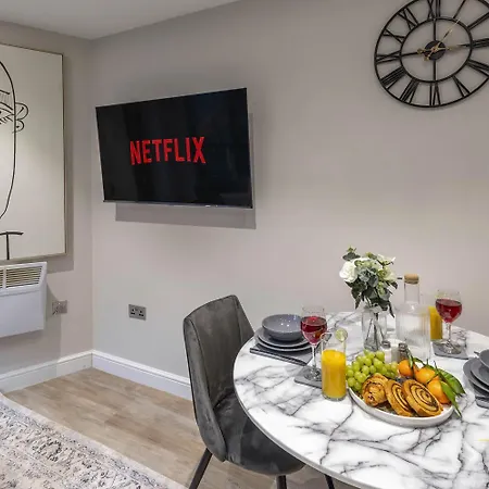Jenga Suite I Leeds City Centre I Sleeps 2 公寓