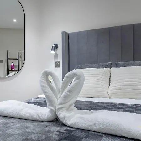 Jenga Suite I Leeds City Centre I Sleeps 2 公寓